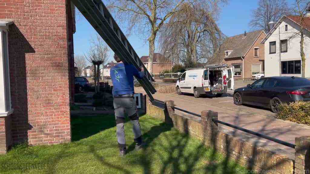 Schoorsteen onderhoud Hoorn ladder bus